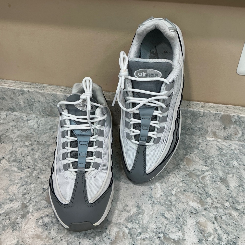 Nike Air Max 95 6.5 Grey White CT1268-001 Low Top Athletic Sneakers